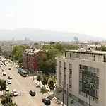 Top-center Bestview Sofia